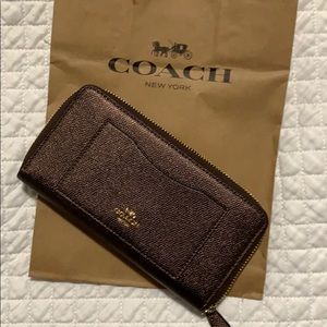 NEW Coach cross grain accordion zip wallet bronze